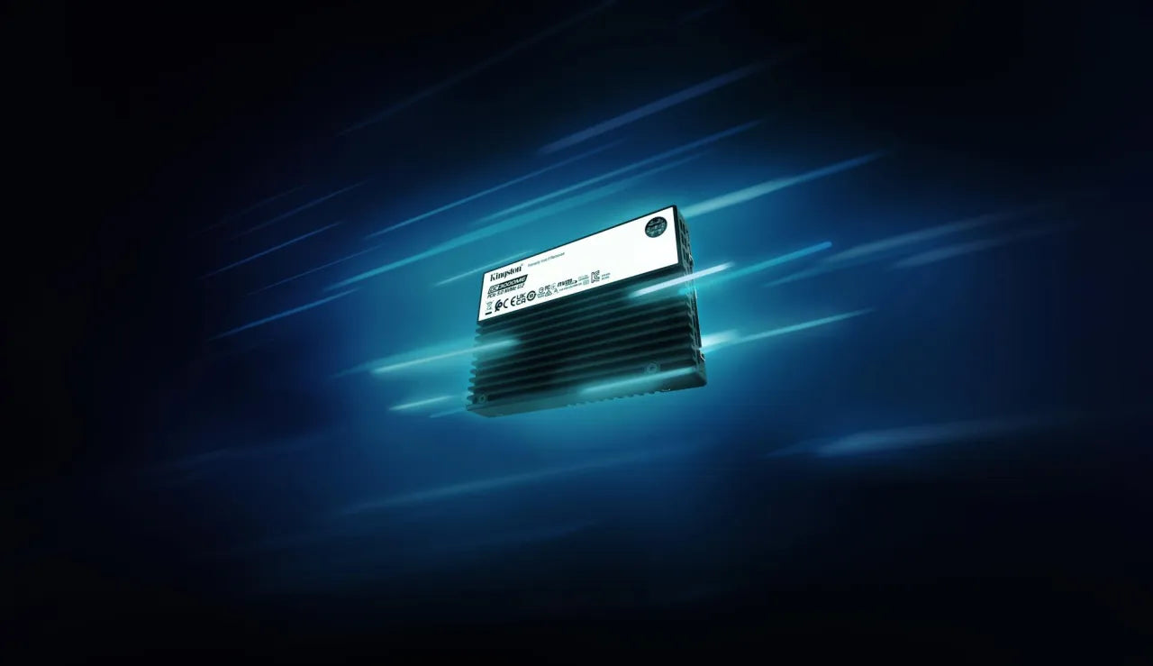 SSD|KINGSTON|SSD series DC3000ME|3.84TB|NVMe|NAND flash technology 3D TLC|Write speed 5800 MBytes/sec|Read speed 14000 MBytes/sec|Form Factor U.2|TBW 7.008 TB|MTBF 2000000 hours|SEDC3000ME/3T8