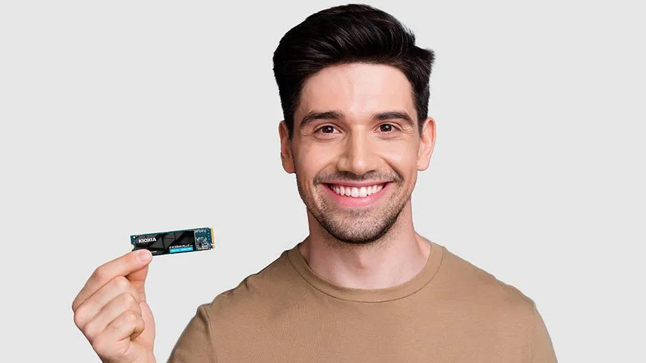 SSD|KIOXIA|NVMe Yes|PCI Express 5.0|M.2|1000 GB|LVD10Z001TG8