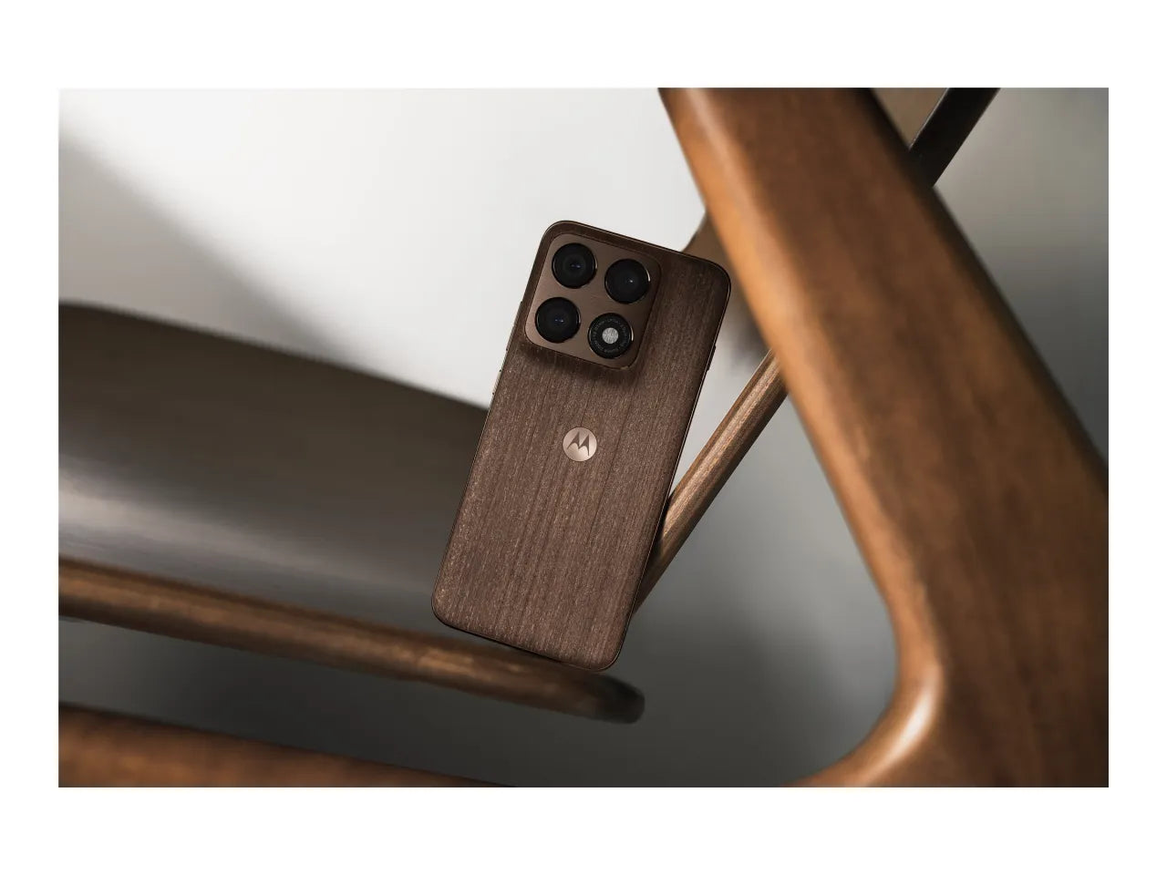 MOTOROLA Edge 70 Pro 12/512 6.78 Chicory
