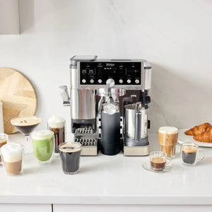NINJA | Coffee Maker | ES701EU Luxe Café Pro | Pump pressure 9 bar | Built-in milk frother | Ground | 1650 W | Black/Stainless Steel