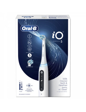 Oral-B | Electric Toothbrush | iO5 | Rechargeable | For adults | Number of brush heads included 1 | Number of teeth brushing modes 5 | Quite White