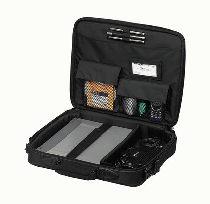Targus | Classic Clamshell Case | Fits up to size 15.6 " | Messenger - Briefcase | Shoulder strap | Black