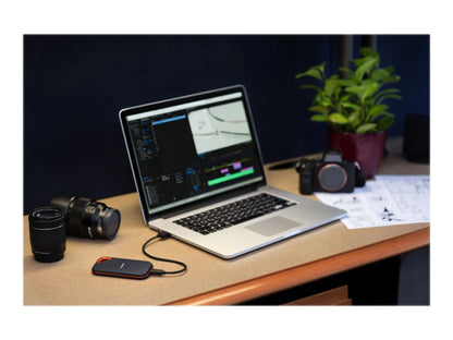 SANDISK Extreme PRO 2TB Portable SSD